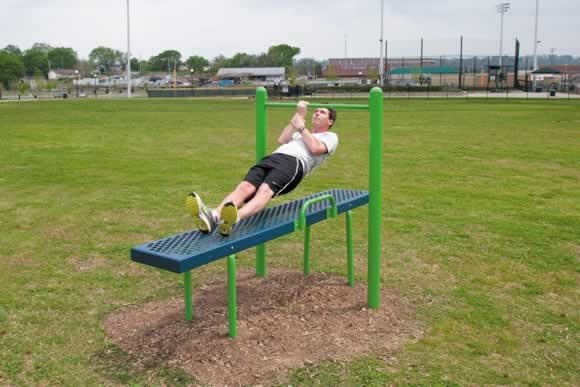 Horizontal Chin-Up Station